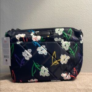 Lug Flare 2 in the color Bright Floral